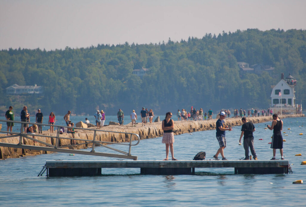 rockland-mile-long-breakwater