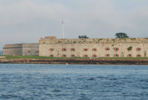 newport-tr-fort-adams