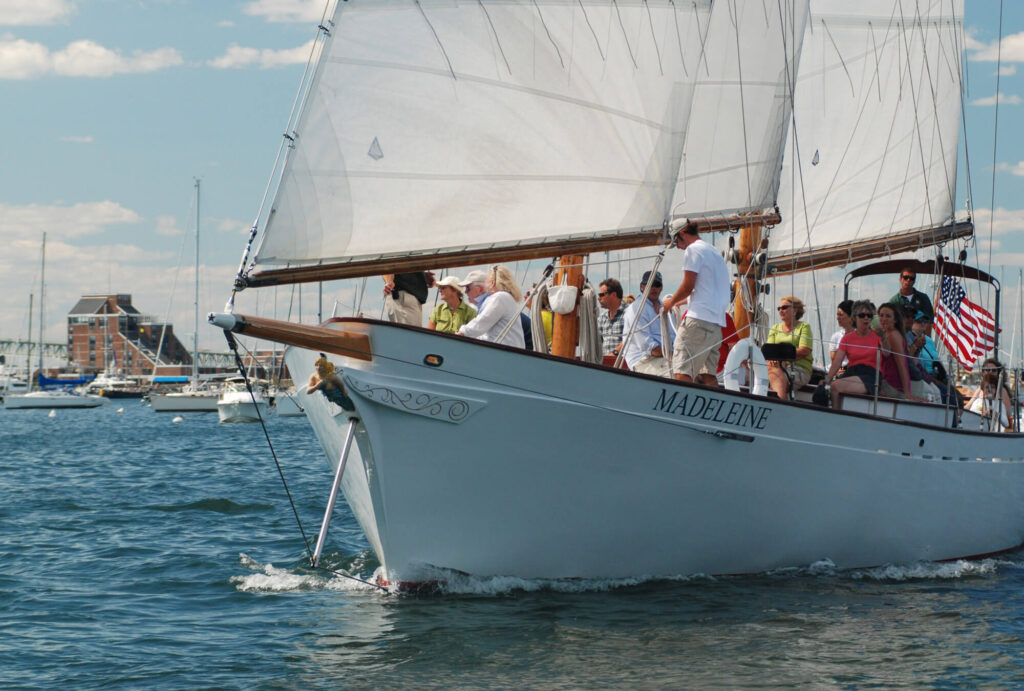 newport-tr-madeline