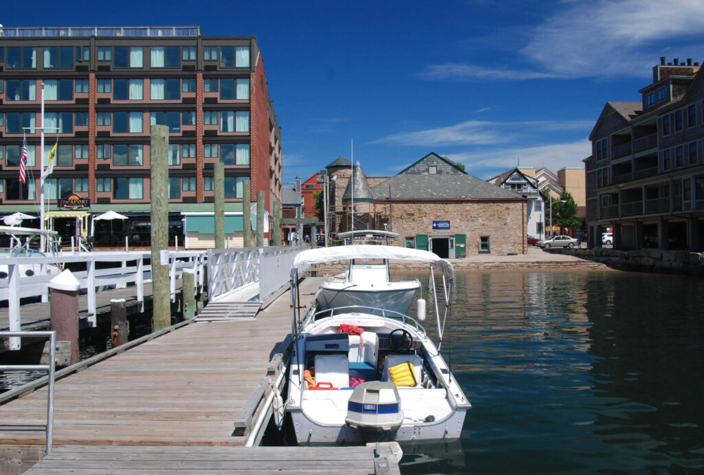 newport-tr-maritime-center-public