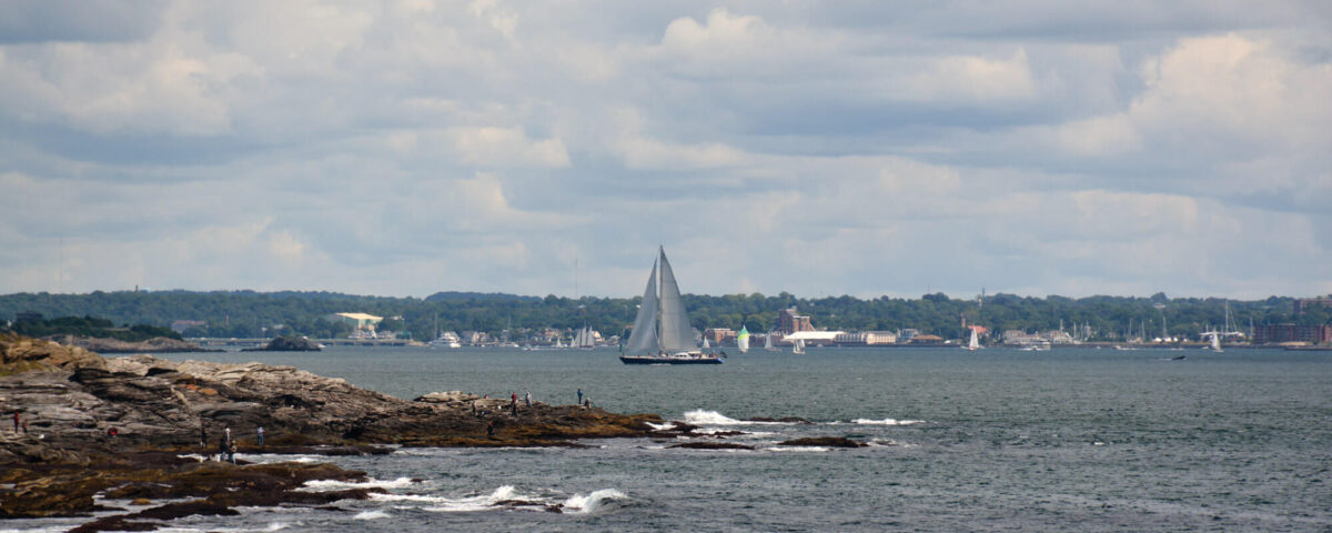 jamestown-beavertail-point-sail