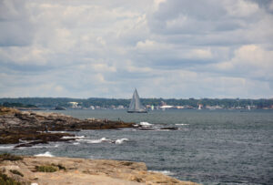jamestown-beavertail-point-sail