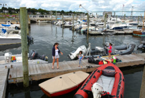 jamestown-family-outing