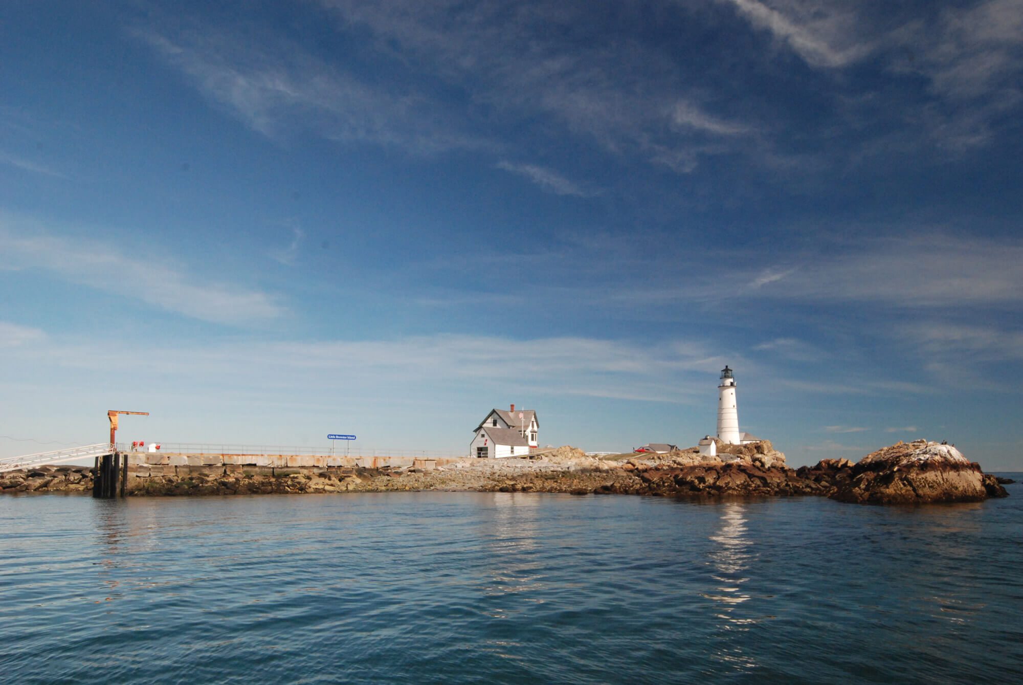 boston-harbor-little-brewster-island