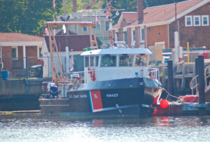 bristol-ri-buoy-boat