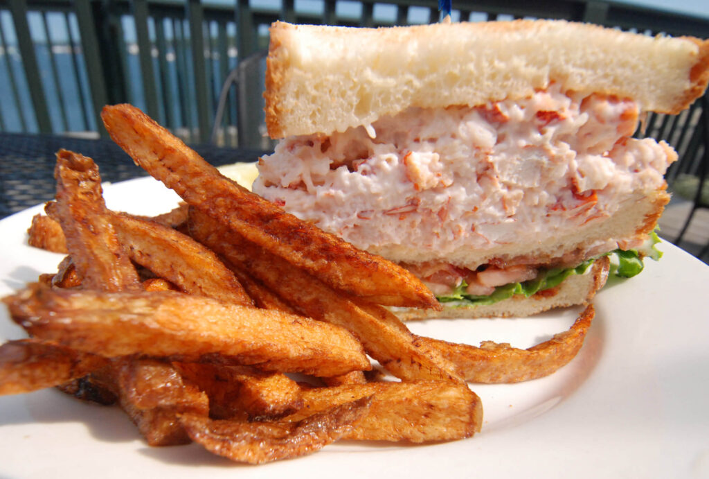 archers-rockland-me-tr-lobster-club
