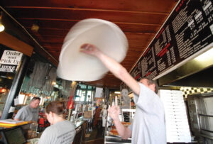 onset-tr-marc-anthony-pizza