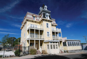 onset-tr-victorian-home