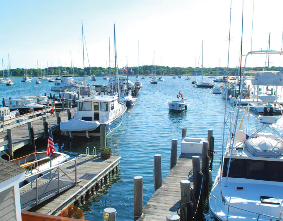stonington-eba-bustling-harbor