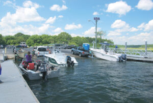 stonington-tr-barn-island-boat-launch