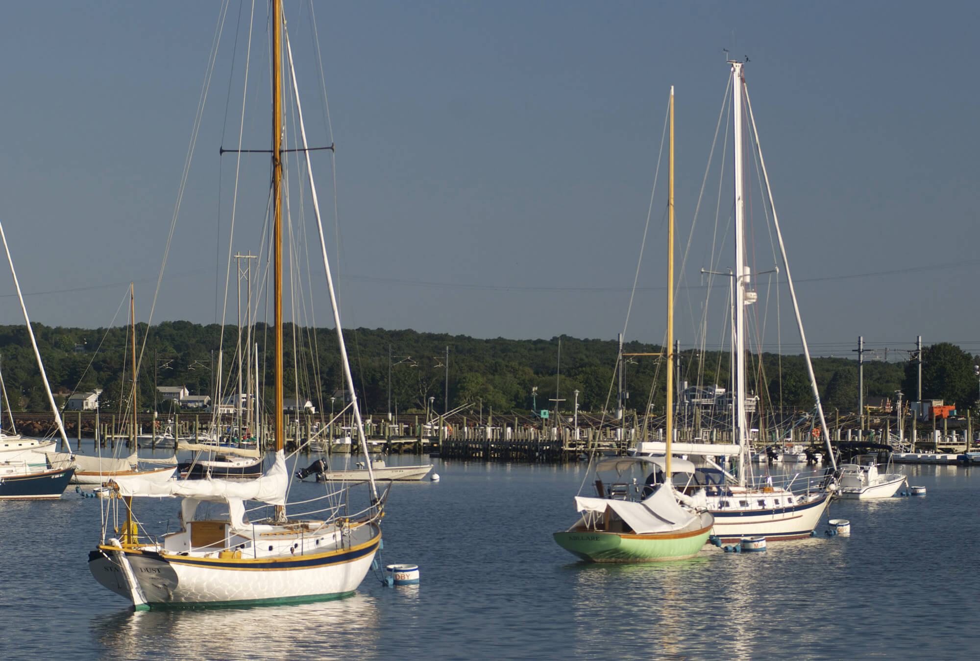 stonington-harbor-tr-sailboats