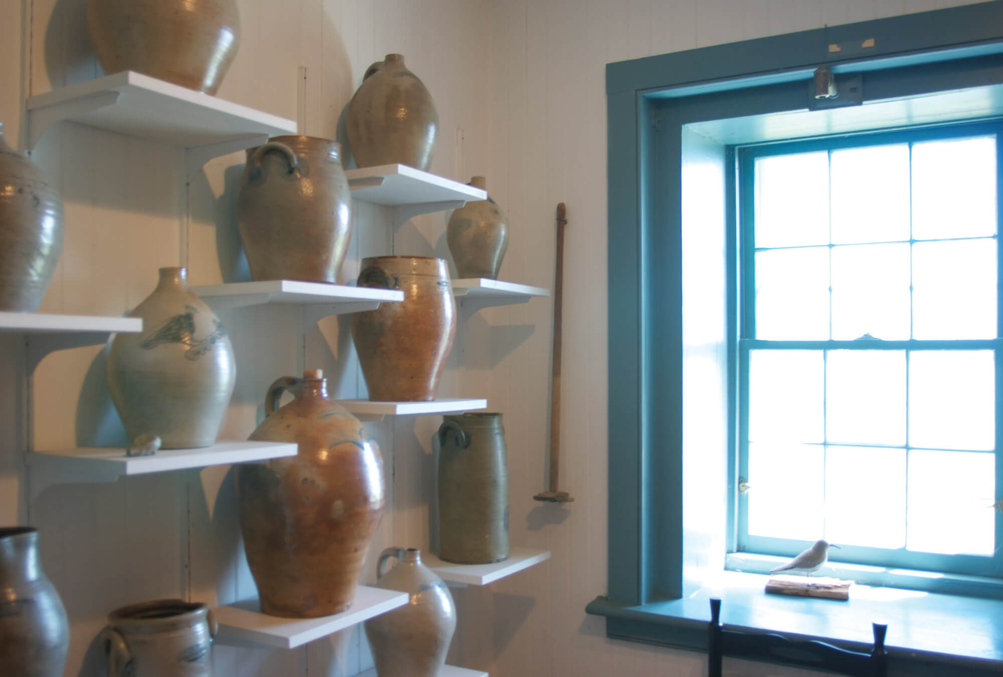 stonington-tr-pottery-lighthouse-museum
