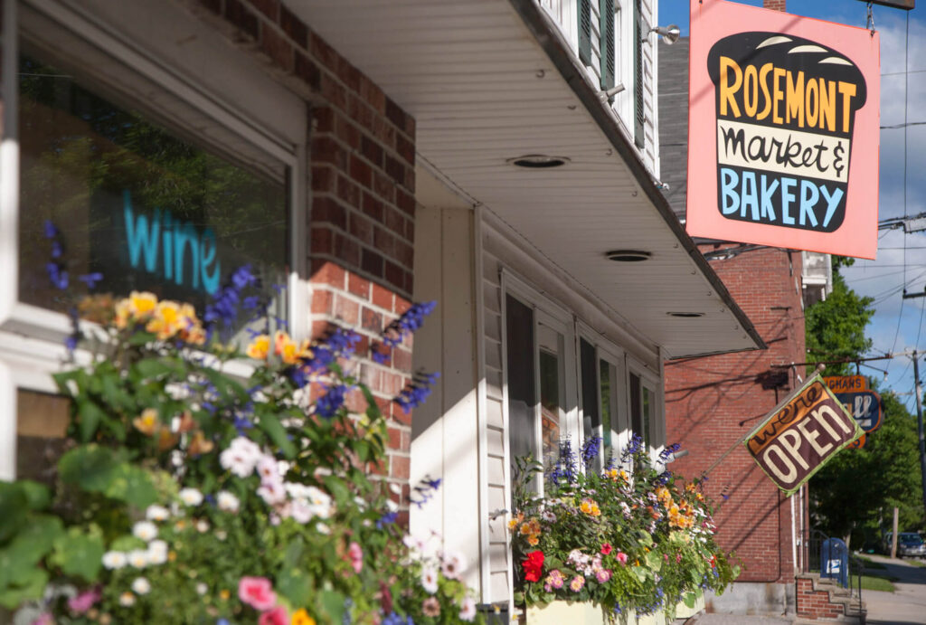 yarmouth-jd-rosemont-market-bakery