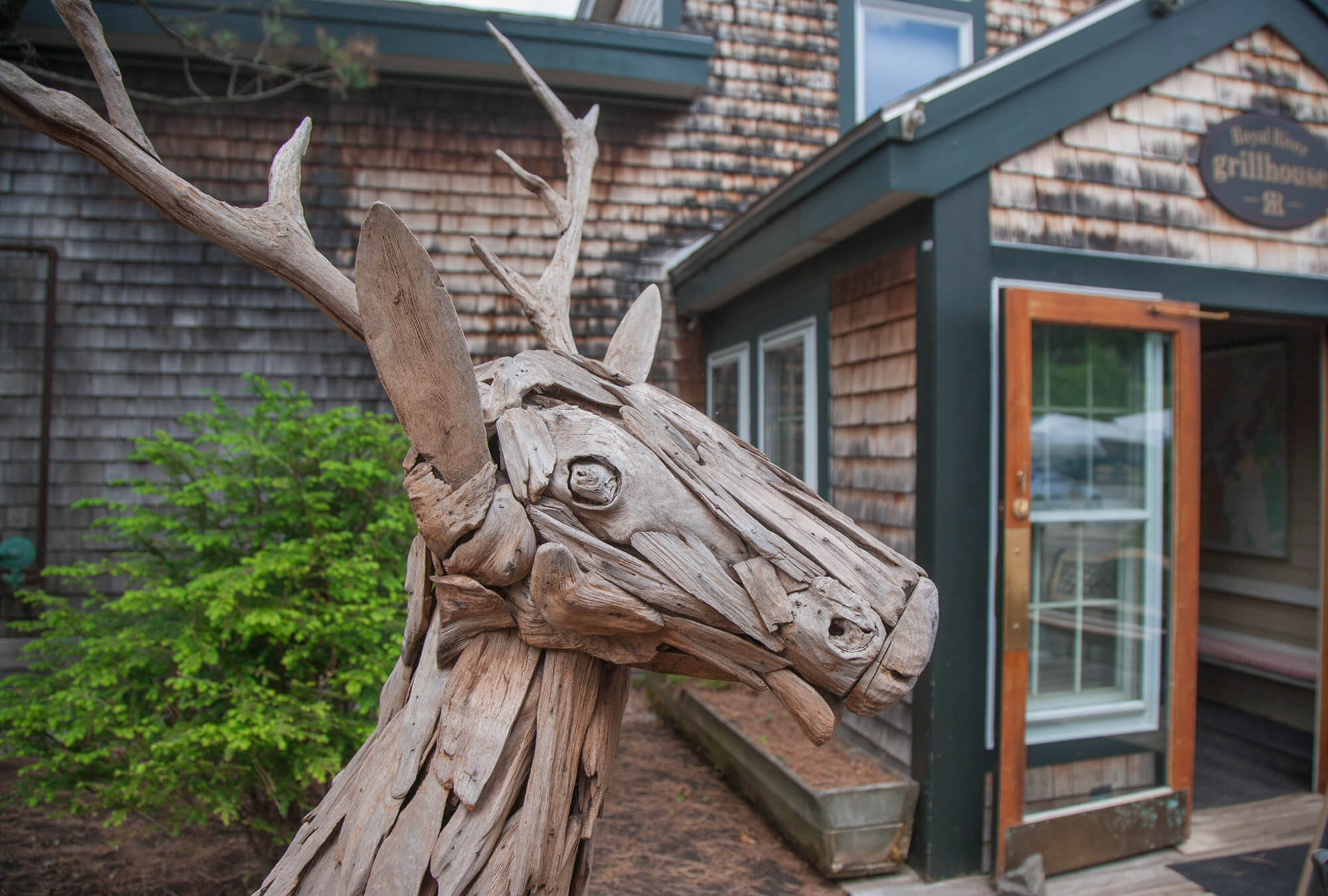 yarmouth-jd-royal-rivergrill-house