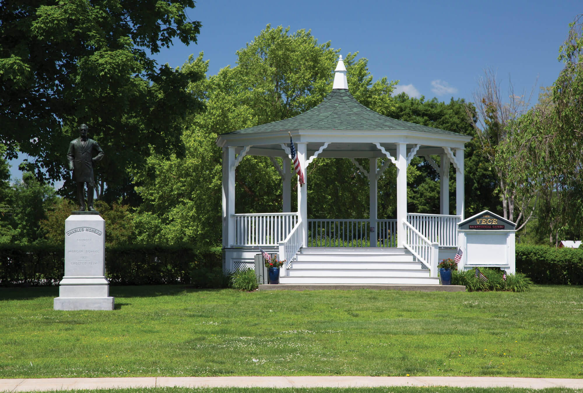 clinton-cd-town-gazebo