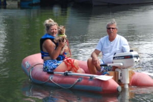 inland-sea-vt-tr-inflatable-with-pet