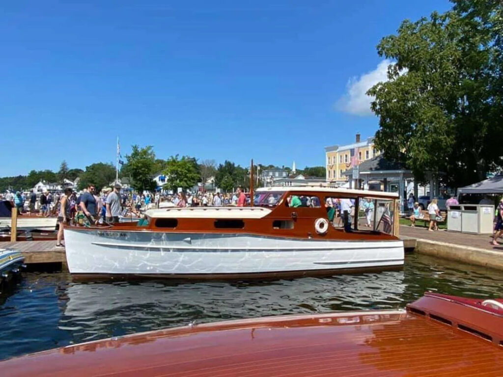 lake-winnipesaukee-antique-boat-show-2024-1
