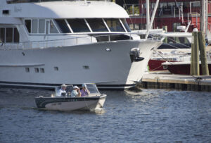 belfast-jd-big-and-small-boats