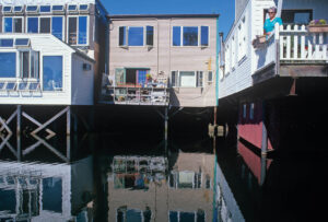 Now this is one kind of on-the-water living. Photo/Joe Devenney camden-jd-homes-on-stilts