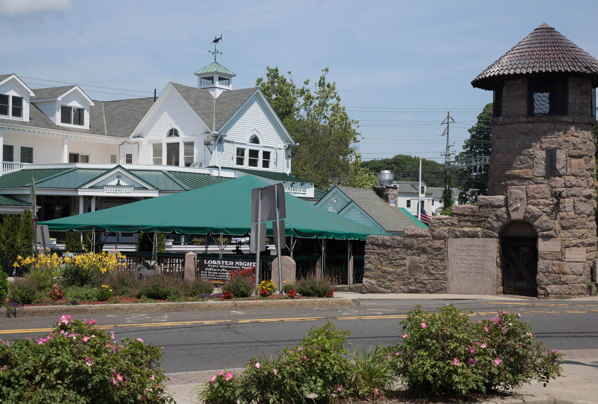 milford-cd-memorial-bridge-entrance-stonegridge-rest
