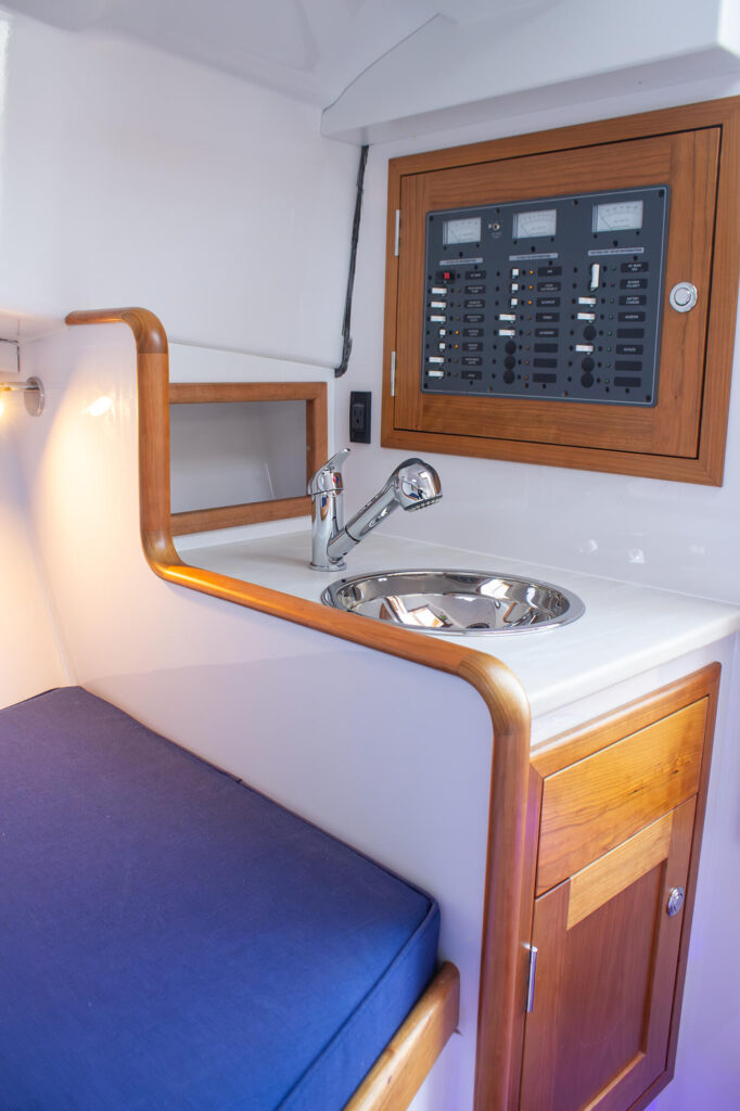 new-harbor-boats-28-sink-power-board