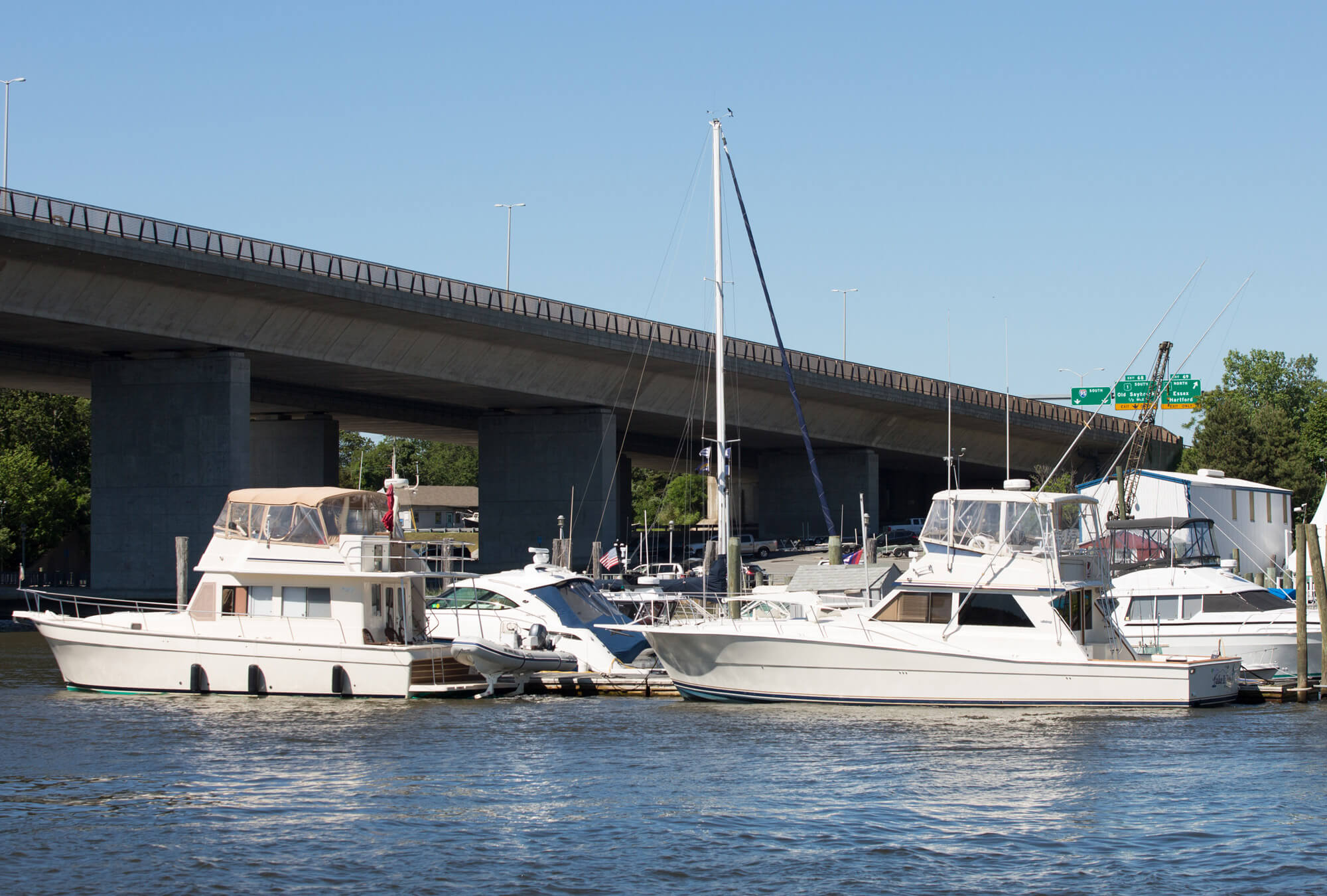 old-saybrook-cbd-i95-marina
