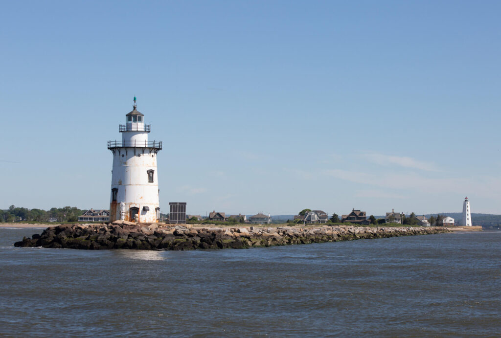 old-saybrook-cbd-breakwater-lighthouse-and-lynde-point-light