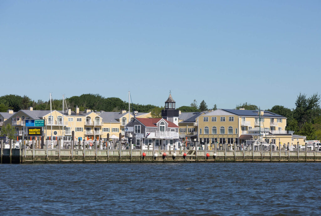 old-saybrook-cbd-saybrook-point-resort-marina