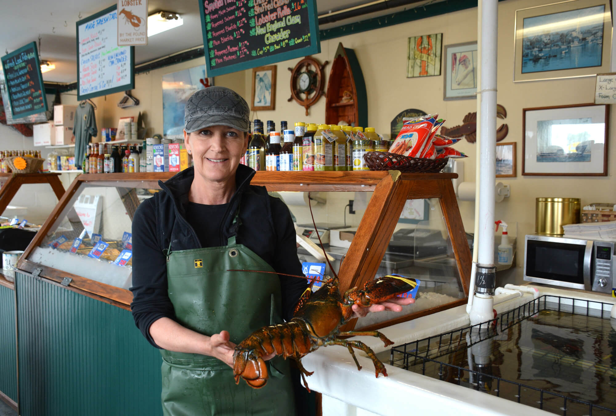point-judith-az-ferry-wharf-fishmarket