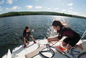 Wide-open and with few obstructions to worry about, Winnisquam is ideal for watersports. winnisquam-nh-kb-tie-ropes