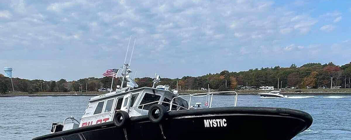 pilot-boat-grounds-cape-cod-canal