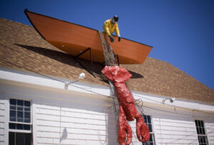 wellfleet-tc-lobster-on-roof