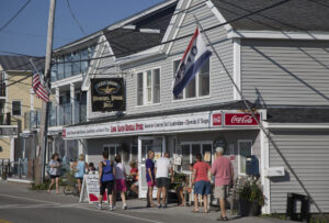 Long Sands General Store near York Beach. york-jd-downtown-deli