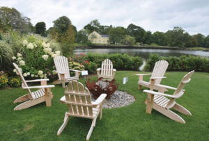 wickford-az-chairs-in-cove