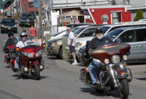 boothbay-jd-downtown-traffic