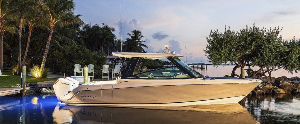 Boston Whaler 330 Vantage