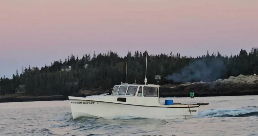 cg-susspends-search-maine-fishermen
