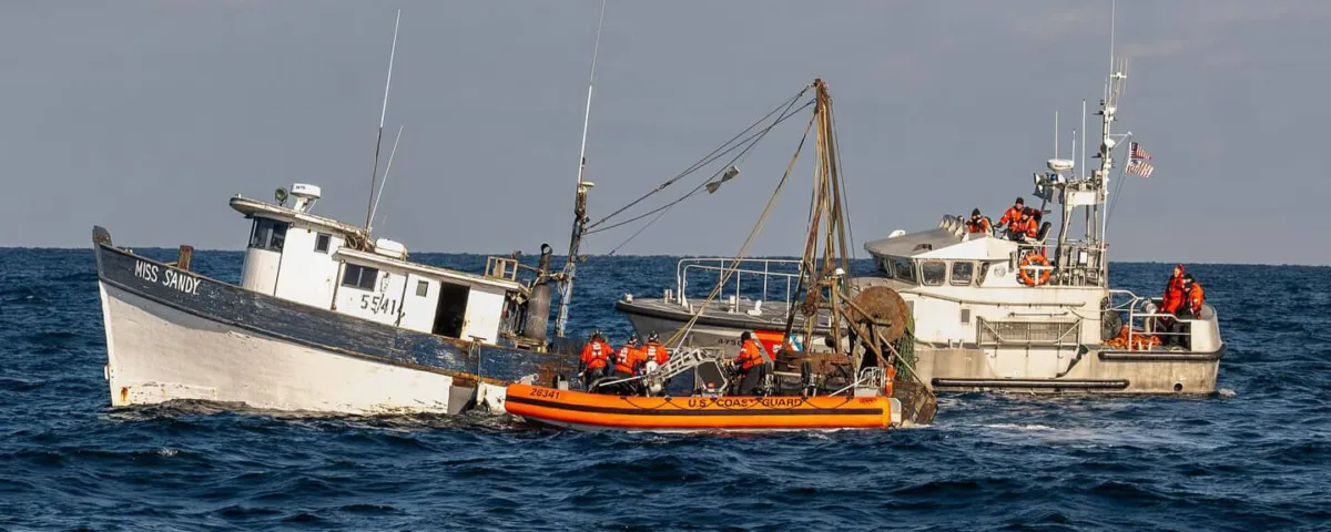 coast-guard-rescue-at-vessel