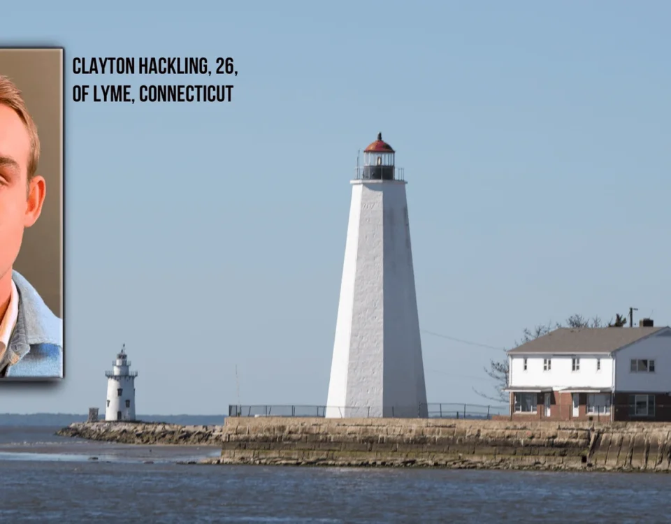 lynde-point-lighthouse-old-saybrook-tr