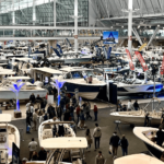 new-england-boat-show-hall-view