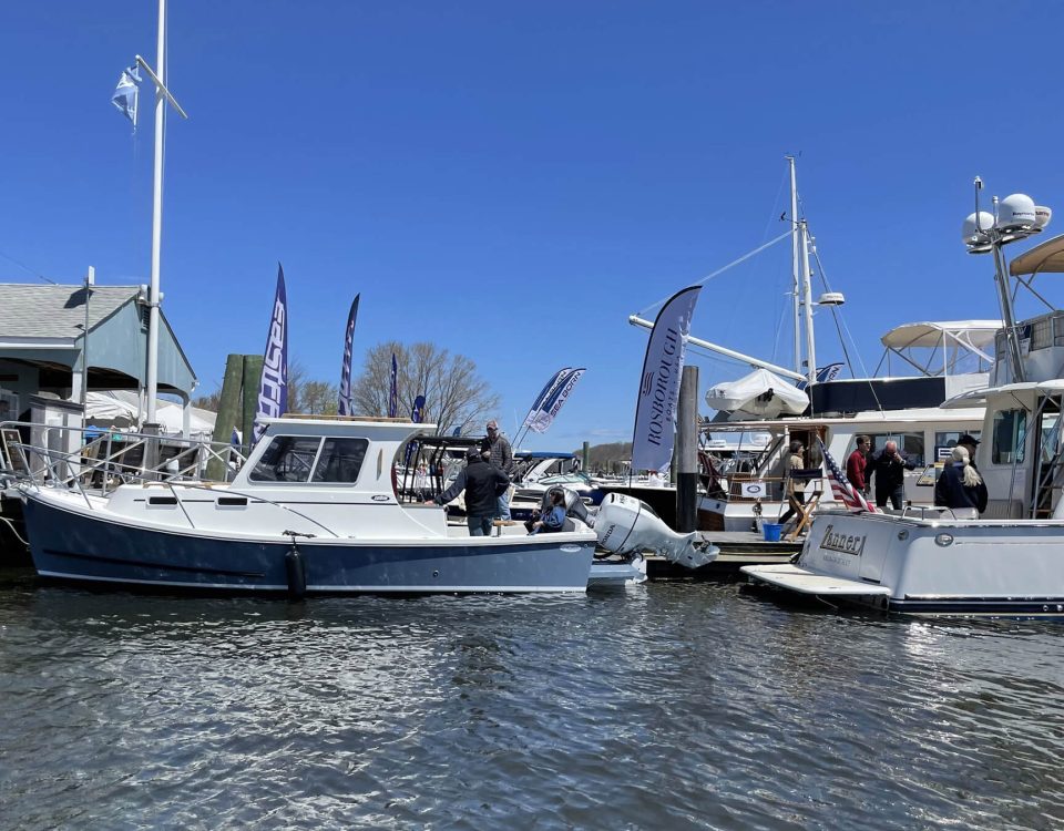 ct-boatshow-boats-on-water