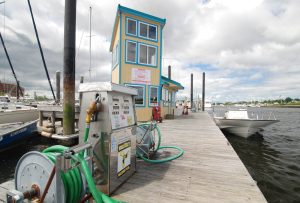 hingham-tr-fuel-dock