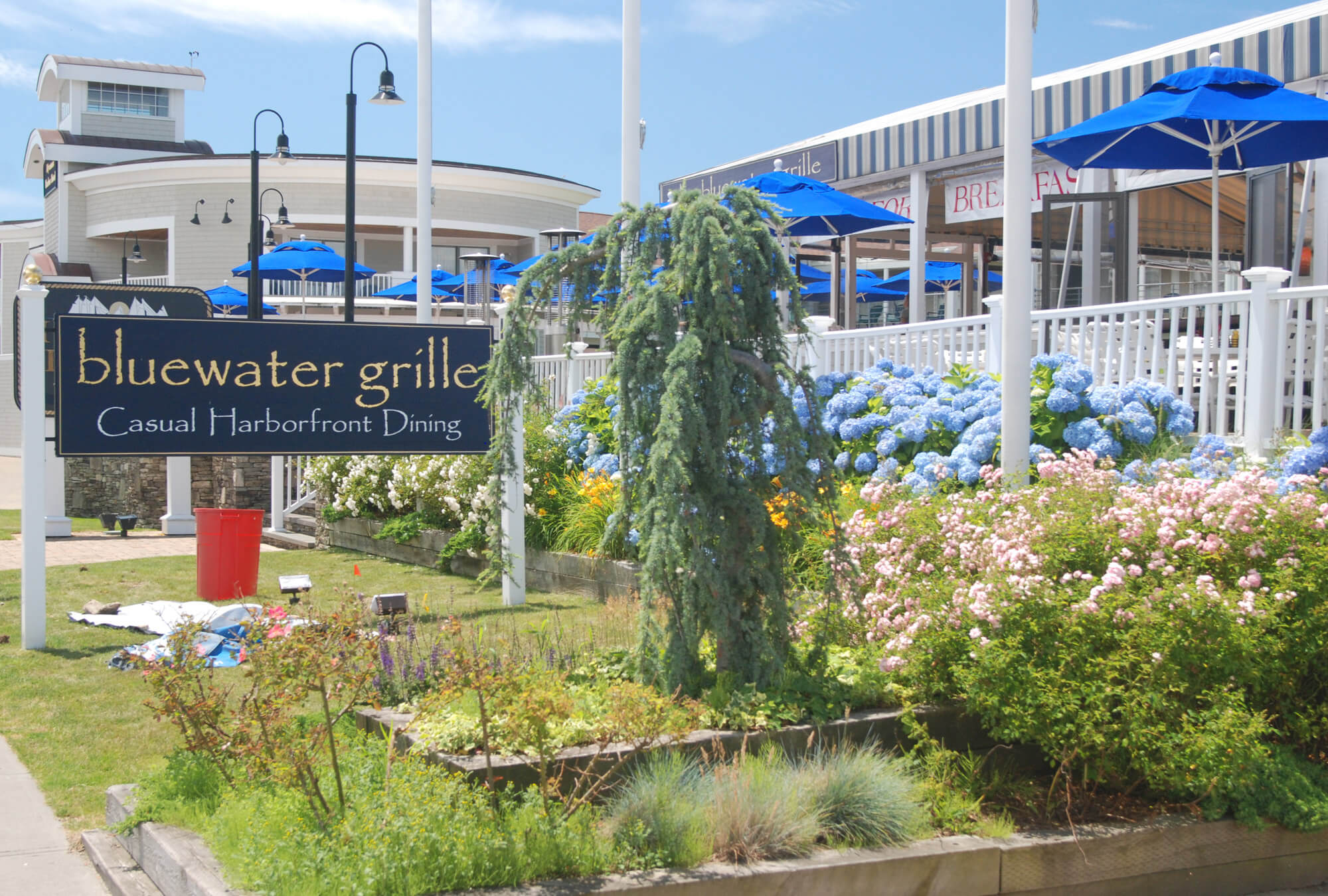hyannis-tr-bluewater-grille