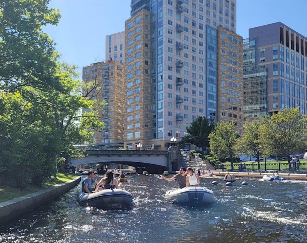 providence-marina-dinghy-poker-run-river
