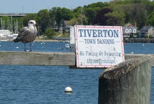 tiverton-az-town-landing