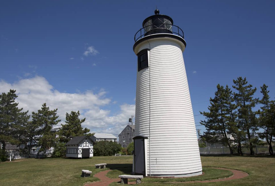 newburyport-sg-plum-island-light-1000x640