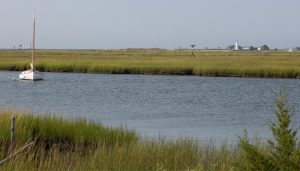 old-lyme-cd-lynde-pt-light-saybrook-breakwater-light-700x400