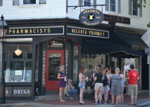 Go back in time with a visit to the Delekta Pharmacy. warren-az-delekta-pharmacy-700x500