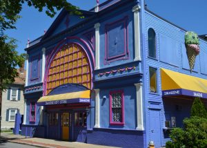 Don't miss a visit to the eclectic Imagine Gift Store. warren-az-imagine-shop-700x500