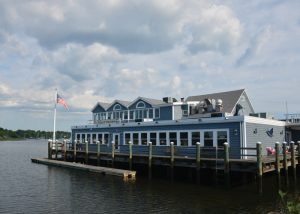 The Wharf Tavern offers dockage for diners along the river. warren-az-wharf-tavern-700x500